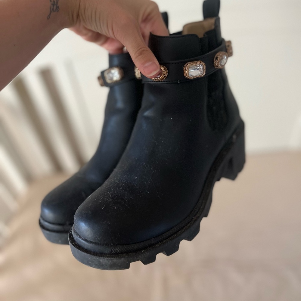 Steve Madden Boots